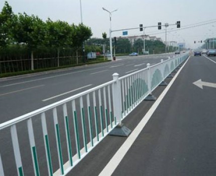 湖北塑鋼道路護(hù)欄 湖北塑鋼道路護(hù)欄